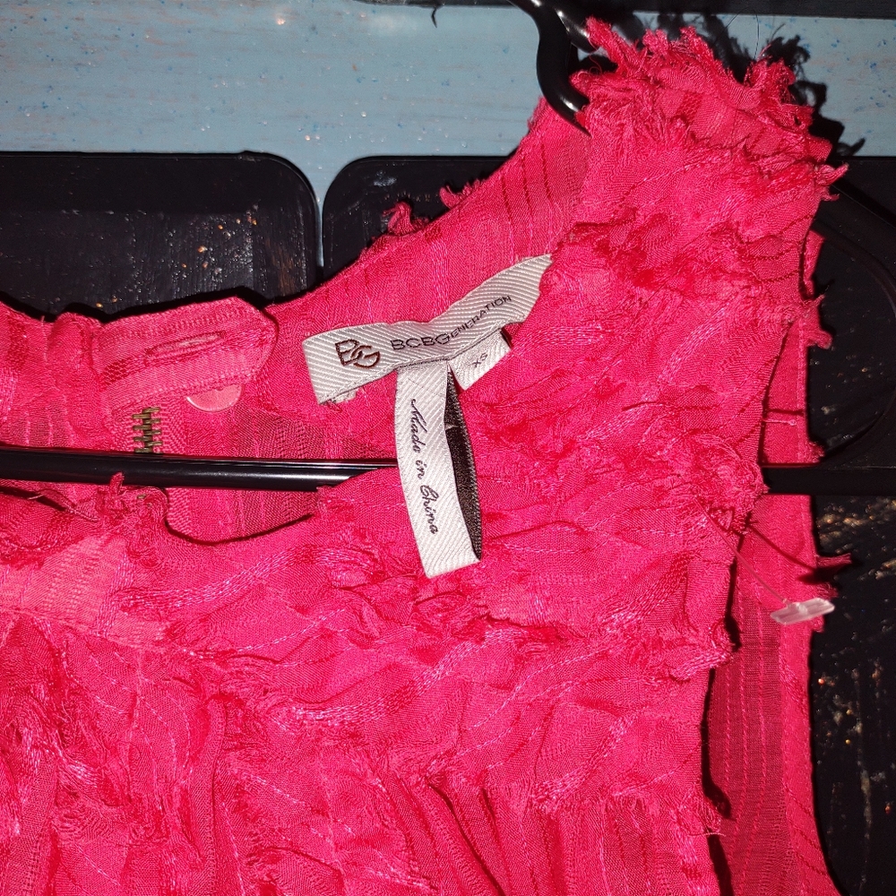 BCBGENERATION SLEEVELESS BLOUSE - Picture 2 of 6